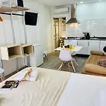 Alaudae Parking Gratis Apartament
